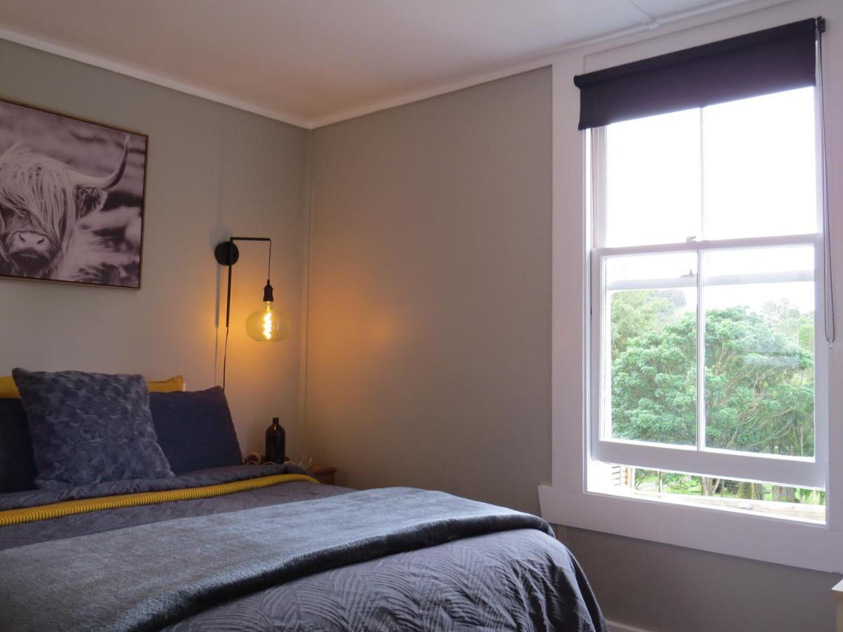 Karangahake Crown Ridge Miners Cottage מראה חיצוני תמונה
