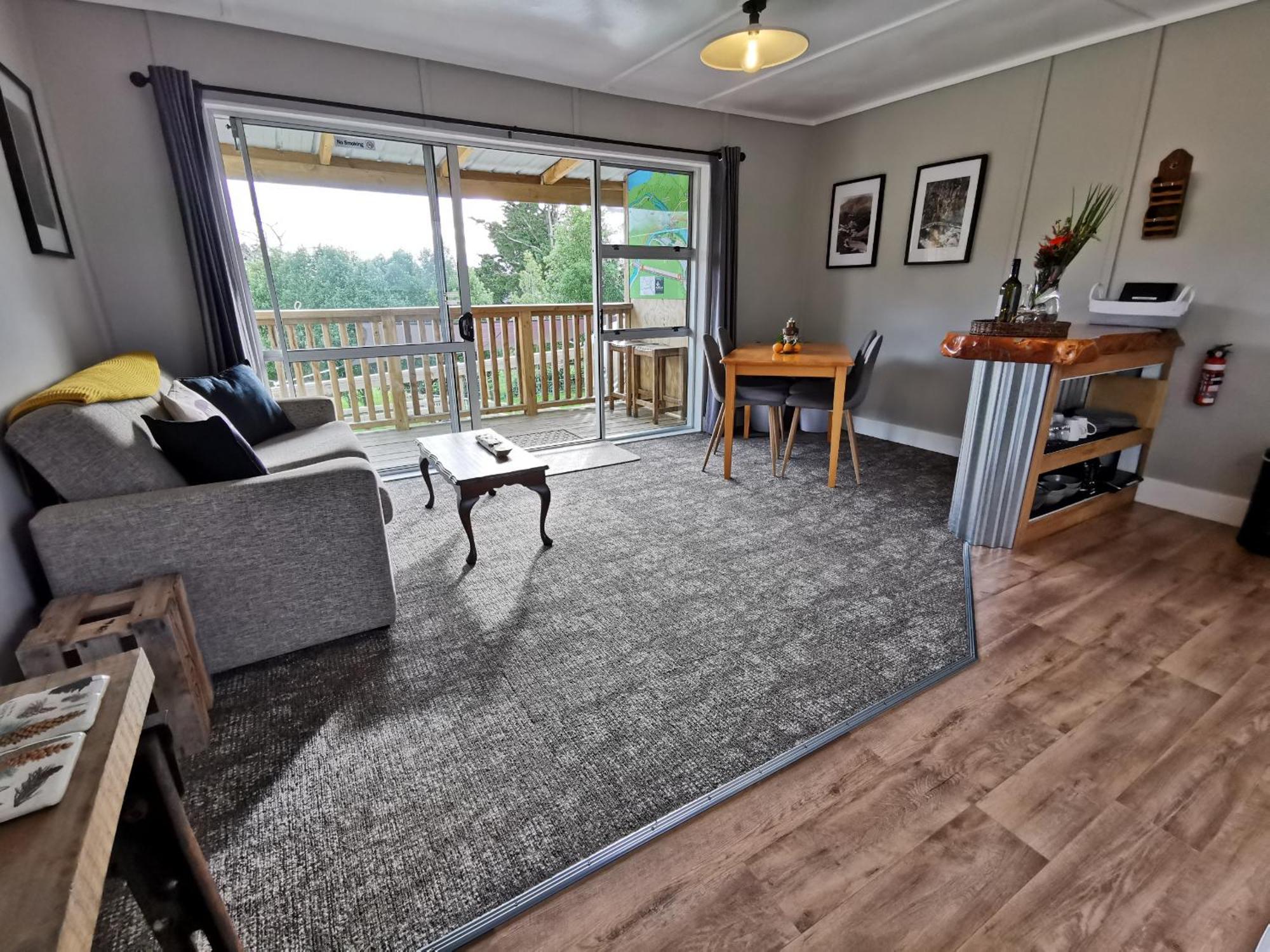 Karangahake Crown Ridge Miners Cottage מראה חיצוני תמונה